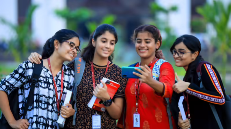 A descriptive text here